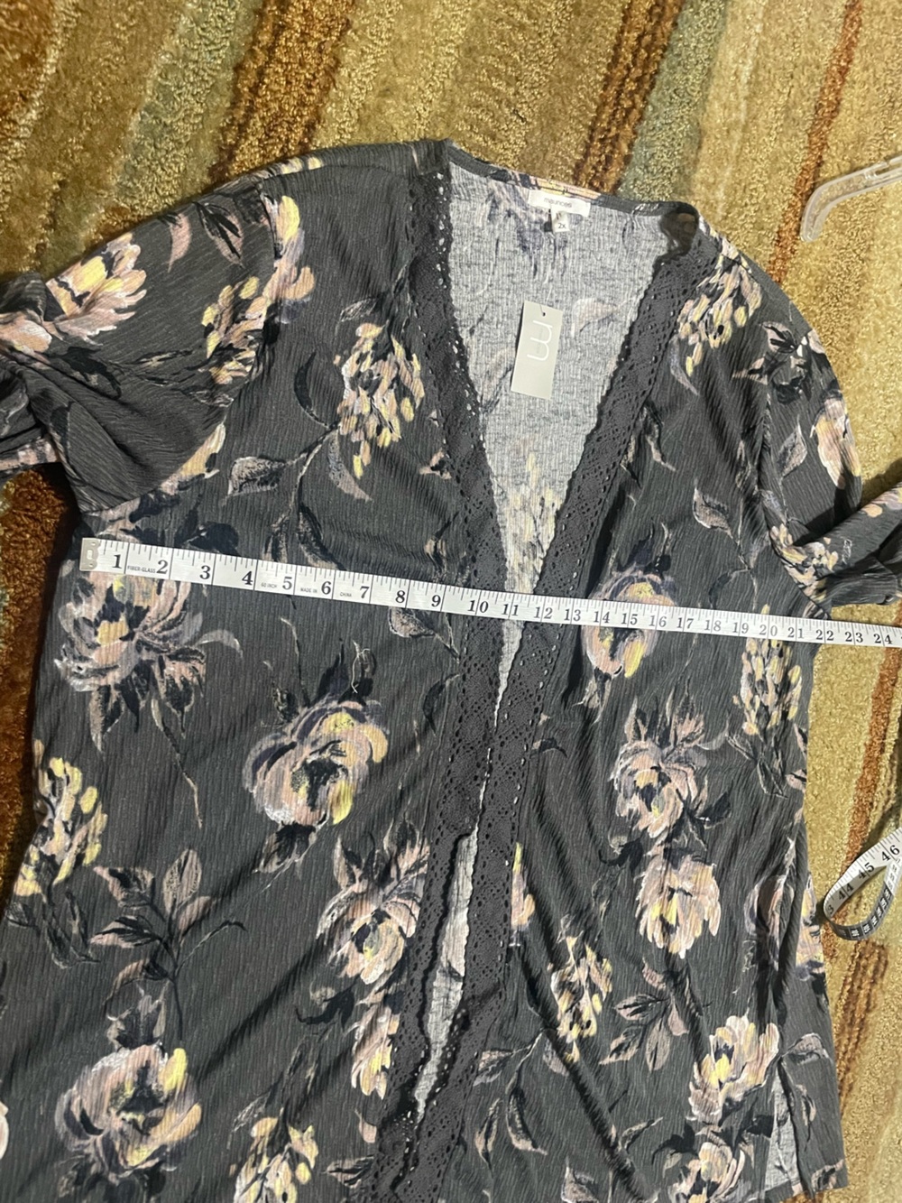 Maurices Gray Floral Crochet Trim Kimono size 2X NWT boho festival romantic - Picture 7 of 14
